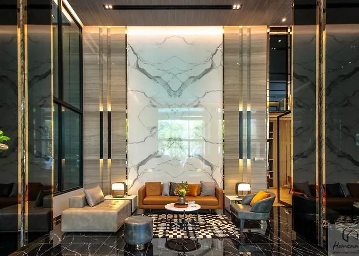 2br With Oldtown Vibes, Steps From Wongwian Yai Apartment *