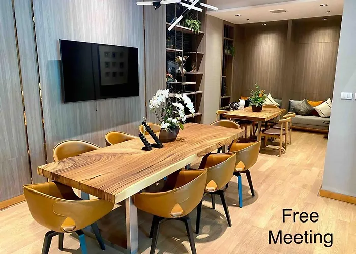 2br With Oldtown Vibes, Steps From Wongwian Yai * Bangkok