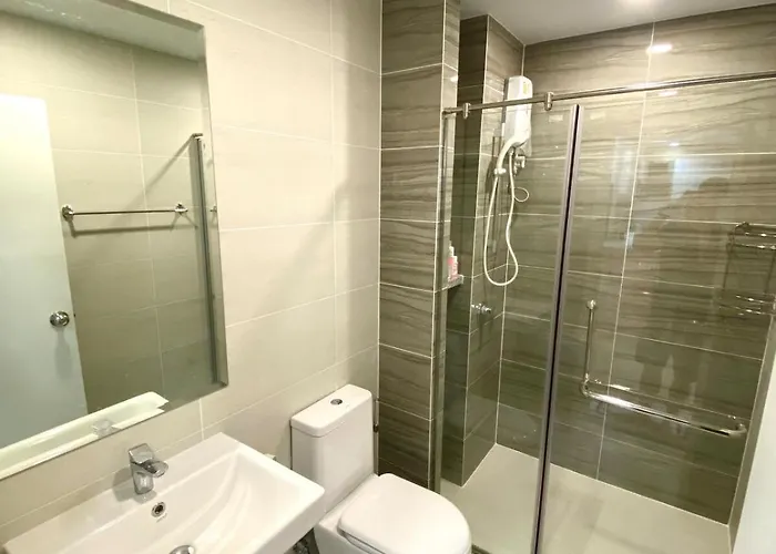 Apartment 2br With Oldtown Vibes, Steps From Wongwian Yai