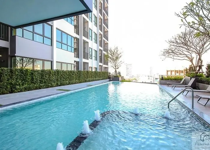 2br With Oldtown Vibes, Steps From Wongwian Yai *